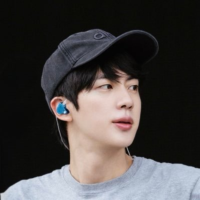 tunainthebox's profile picture. 