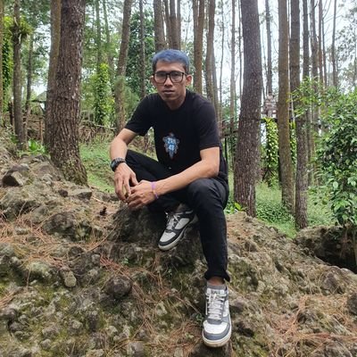 andychester7_'s profile picture. Stars can't shine without the darkness 🏹✨🚩

- Part of Mangkunegaran Palace - KGPAA MN III -

               •••••••••••••••••••AWAYDAYS•••••••••••••••••••