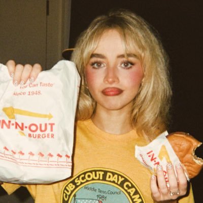 womanchild's profile picture. enfermeira e casada