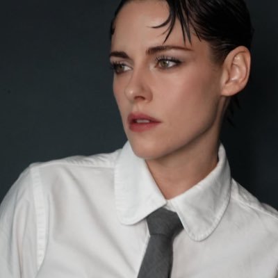 zooymaga's profile picture. Kristen Stewart actriz y Rodrigo de Paul deportista