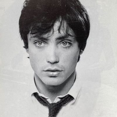 isawyourdadinla's profile picture. roja y mala muchacha