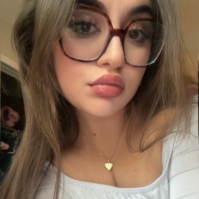 katytxylor's profile picture. so happy to be here everyone’s talking! ❤️💚💙💛