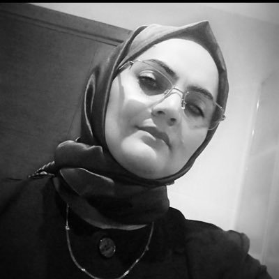 Sema06565255's profile picture. Ben bu hayatı ne okuyarak, nede gezerek öğrendim. Ben bu hayatı yaşayarak öğrendim.📚