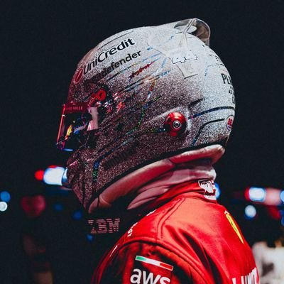 ViolanReddy's profile picture. ROSCOE FOREVER ❤️

Formula 1 🏎️ || Football ⚽ 

Live. Laugh. Love🌈