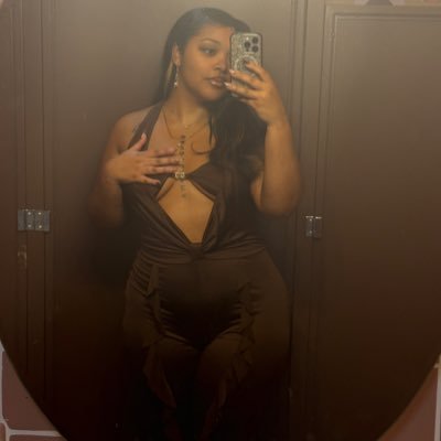 thealazay's profile picture. Pansexual Princess 🔜 TBD ’25 🩵