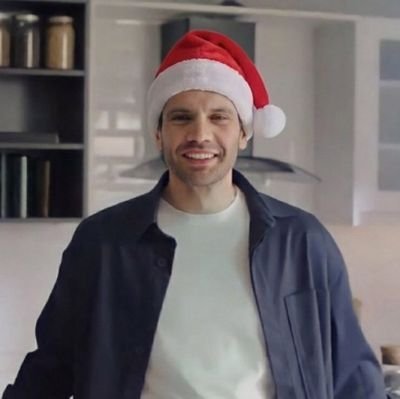 _ikradiyebirisi's profile picture. Herşey dünyaya ait ben ona aidim❤️‍🩹🫠