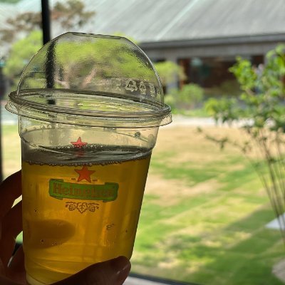 Tchnucyz's profile picture. 投資を「将来を計画する習慣」として捉えましょう。忙しい時でも、毎晩ポートフォリオをチェックし、数字を振り返る時間は、心に安らぎをもたらします。市場に対するこの静かなアプローチは、私には合っています。