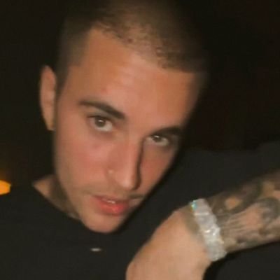 jdbxxliwl's profile picture. justin pulmón izquierdo, shawn pulmón derecho / belieber as my only personality