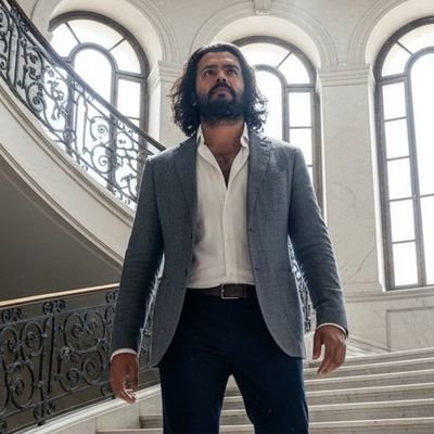 _negrosura's profile picture. Dios de ébano // Monumento de chocolate. 

      No sonrío en las fotos, no insista.

Cantante sin talento en @notengoideaska
⚪⚫🤟🏾