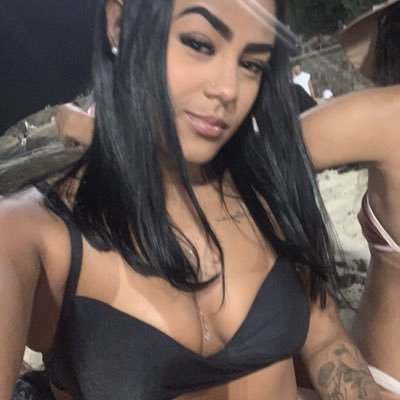 cellyzinha9's profile picture. Se acomoda ou se incomode🧏🏾‍♀️ Geminiana