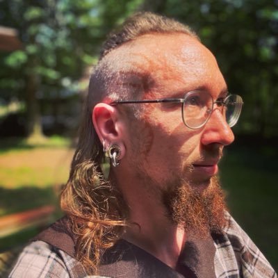 XercinVex's profile picture. He/him. I love camping, swimming, karaoke, D&D, poetry, and learning. I enjoy modelling and voice acting too.#bisexual #transmasculine