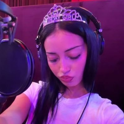 diziandat's profile picture. i usually like the character not the actor