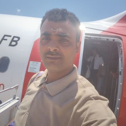 weeewle123's profile picture. يمنيّ من تعز، أحمل هويتي بكل اعتزاز. أستلهم من ثقافة بلادي وتاريخها العريق، وأشارك محتوى يعكس روح اليمن وقيمها الأصيلة