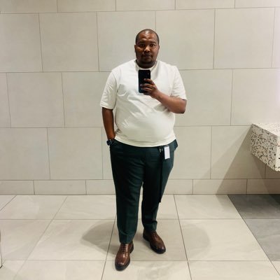 KonotoMochitele's profile picture. DM for promo | Creative Director @inspired_abstra | E: info@inspiredabstraction.co.za