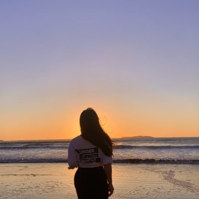 Putbcr's profile picture. 旅は私に自由を与えてくれます。
アメリカ、中国、タイは、私にとって最もリラックスできる場所です。
日本語を学ぶことも、とても癒されます。🥰