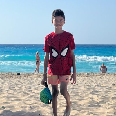 Ali16741's profile picture. 