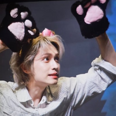 vinnlaz's profile picture. brainrotting