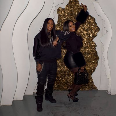 tomboyjulie's profile picture. life is beautiful’ living is pain