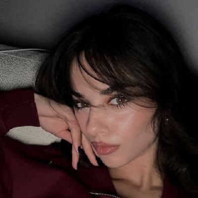 Bornlovely25's profile picture. 