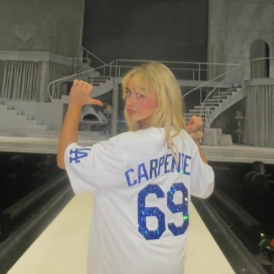 Dovebrinainfo's profile picture. That Boy Is Corrupt 💋 , team Sabrina X48