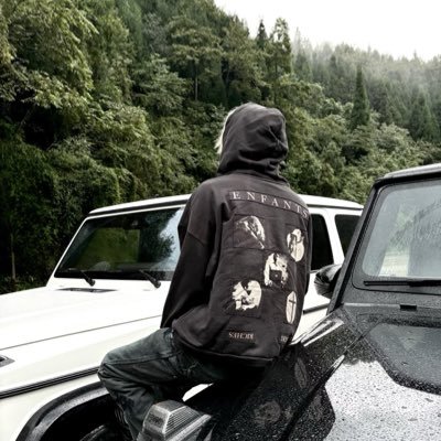 Chiffonh0l6's profile picture. 