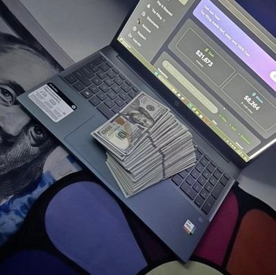 thehatewatchHQ's profile picture. Turn on notification bell 🔔