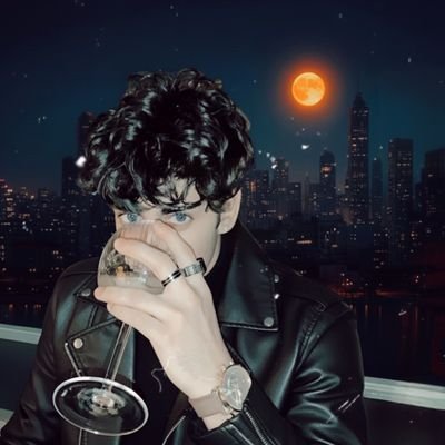 Vision_Uncoded's profile picture. HODOPHILE 🔥

ALWAYS AND FOREVER  🫂 

 This account is a labyrinth and its keeper is the madness within 👾