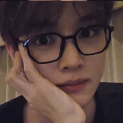 sohypern's profile picture. So hype rn 🧡riize