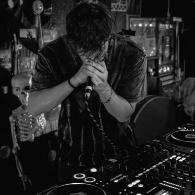 kaydmusic_'s profile picture. wannabe dubstep DJ and prolific shit poster. don’t take stuff too serious