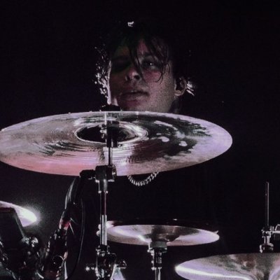 cncrtejungle's profile picture. heaven isn't quite what it seems | moon: @noahsealbastian