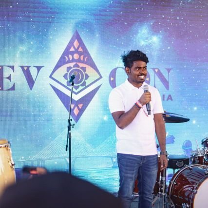 0xThiru's profile picture. DevRel @MetisL2  🌿  @lazainetwork