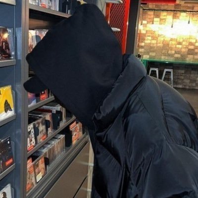 il7a__'s profile picture. 