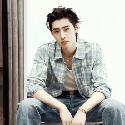 lucairn's profile picture. my favorite view is you, eyin