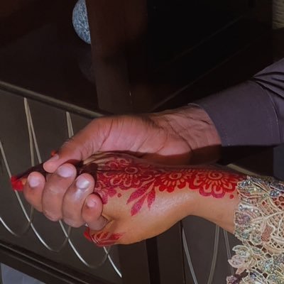 Hauwa_Abkr's profile picture. 13th July 2020 💔|| 25th October 2025 💍|| Nigerian || Daughter || Wife || Ardent Arsenal Fan (Blocked by @Arsenal😭)