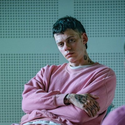 datrenzyy's profile picture. this user is unavailable!!