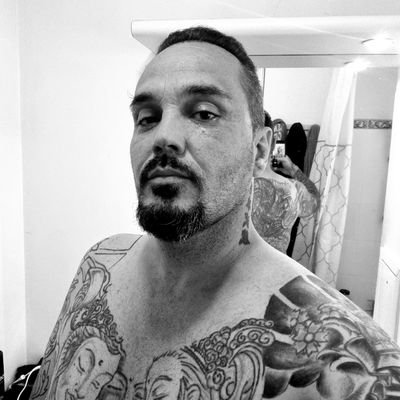 almoparis's profile picture. Ancien flic. Protection rapprochée. Descendant de Marranes, Petit fils d'immigrés italo espagnol et mère Française.