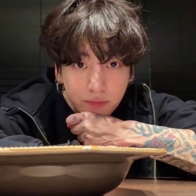 decaIc0mania's profile picture. 