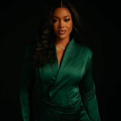 luchymoe's profile picture. GIA AJP & GG-in-training. Certified Jewelry Designer. Building Luchysluxe, LuchysHub, Luchyshairs & Monolounj