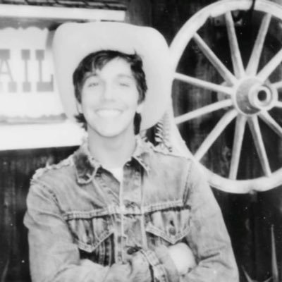 whosthatfrfr's profile picture. 