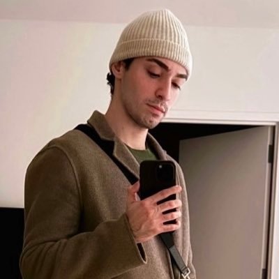 tymartinez62's profile picture. 