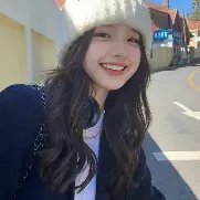 Claraabell12__'s profile picture. Tarik energi kemenangan, lepaskan keraguan. Big win on the way.