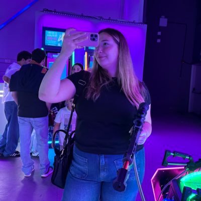 SantaTrinidad_'s profile picture. A doble bondi porque soy del West 💋