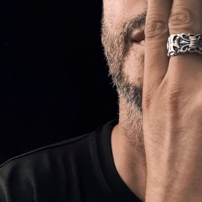 Cultureta's profile picture. Elijo la compañía por elección y no por soledad.