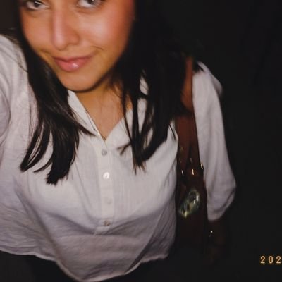 Rebeca94695752's profile picture. Provérbios 4:13 |