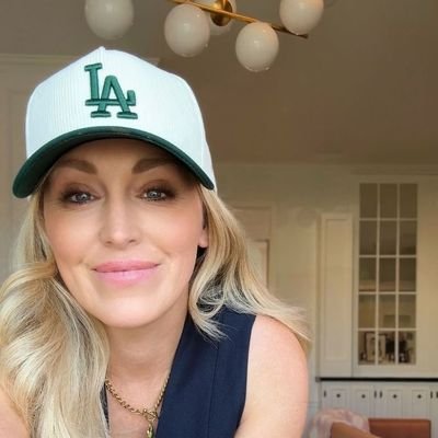 WOpeyemi26808's profile picture. billionaire