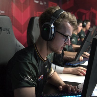 newhopeCSGO's profile picture. 🇳🇱 🇸🇰Rifler for @StraelBoraSB