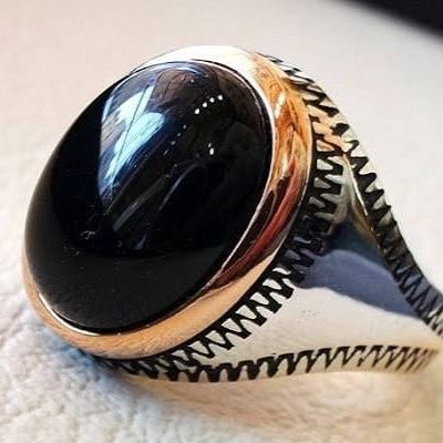 45654ha4588's profile picture. امروزه دخل و خرج جوری شده که اگه خرج نکنی دخلت آمده⛔️
تک پسر توییتر، در جستجوی حقیقت.