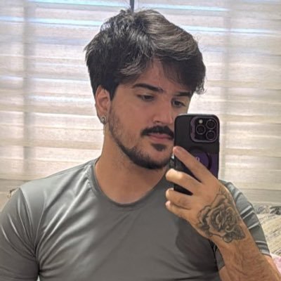 eliaooliverao's profile picture. ןǝƃuɐ soɐɥɔ