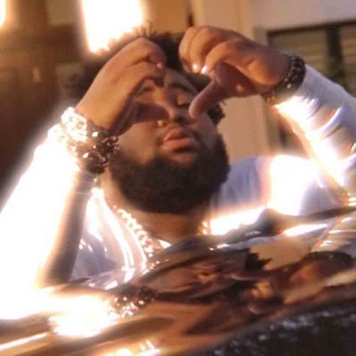 TheRealestTwin's profile picture. 