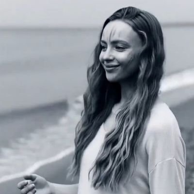 GianniVeda's profile picture. 🇪🇦🇩🇰Todo ser es un himno destruido, buscando sentido en la erosión de la conciencia. Nihilista, melancólico y eternamente contemplativo.